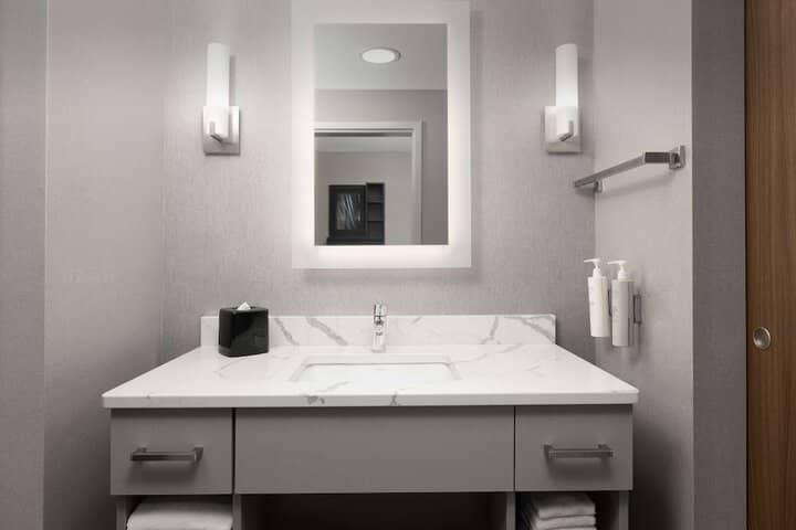 Room 29 of 53
