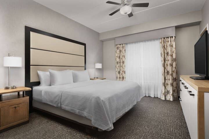 Room 11 of 53
