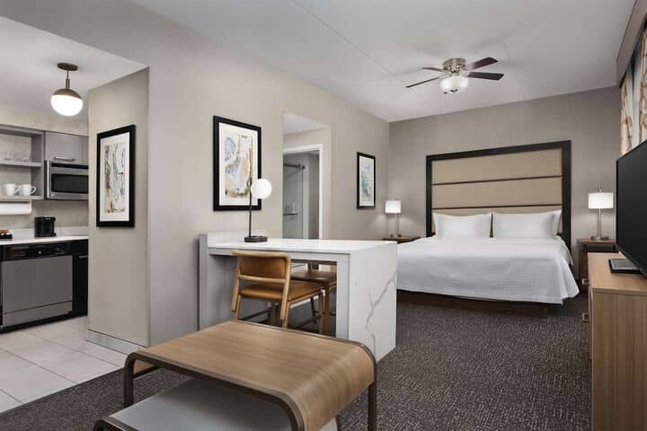 Room 12 of 53